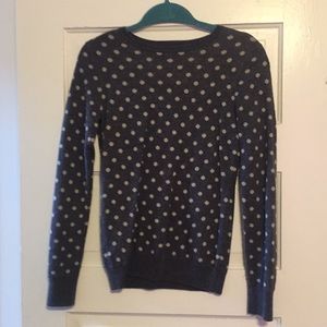 Gray sweater with polka dots